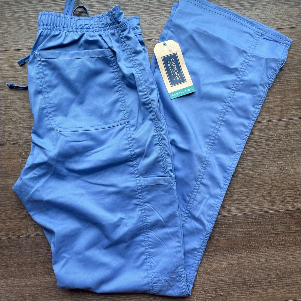 Cherokee Women’s blue small tall straight leg scrub pants
